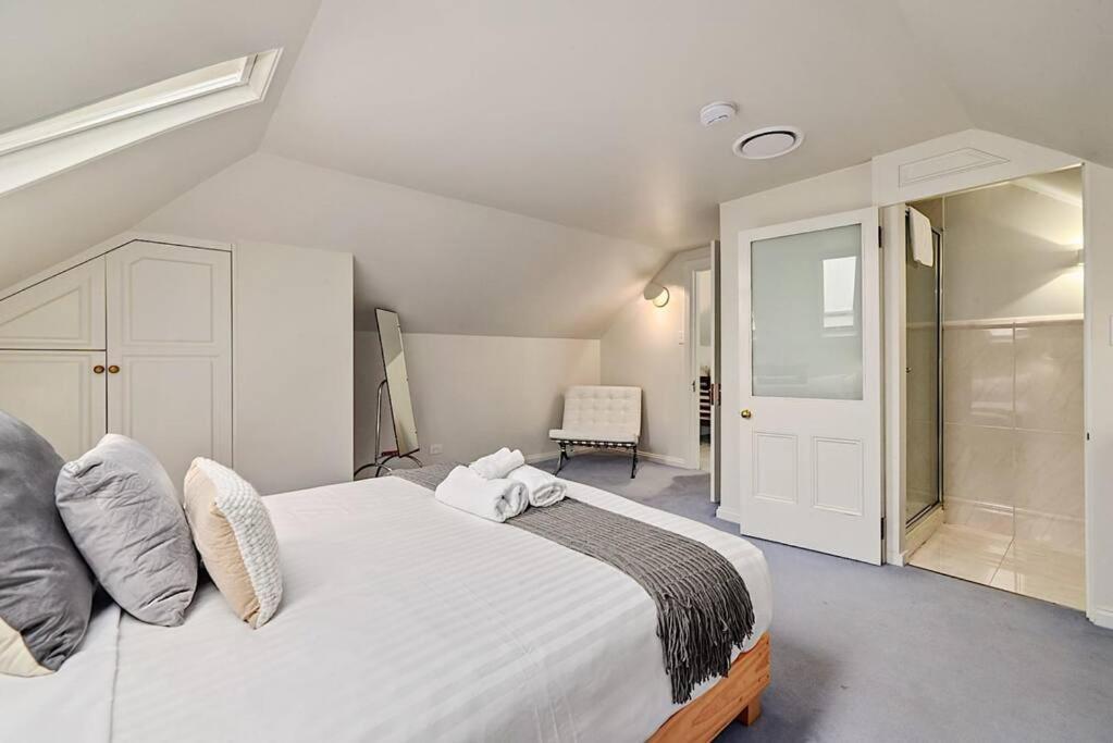 Blackwood Tree Cottage - Heritage Listed Property - Evandale! Exterior foto